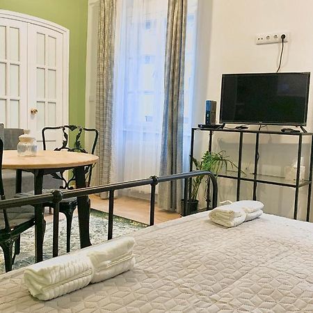 Fidelissima Apartman Sopron Eksteriør billede